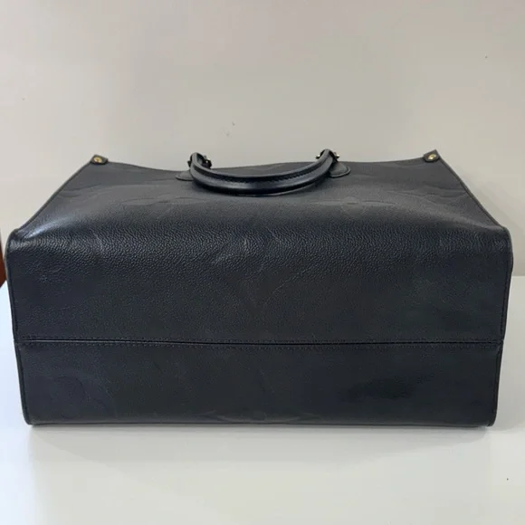 Louis Vuitton ON-THE-GO MM Black Leather Embossed Monogram - Picture 7 of 12